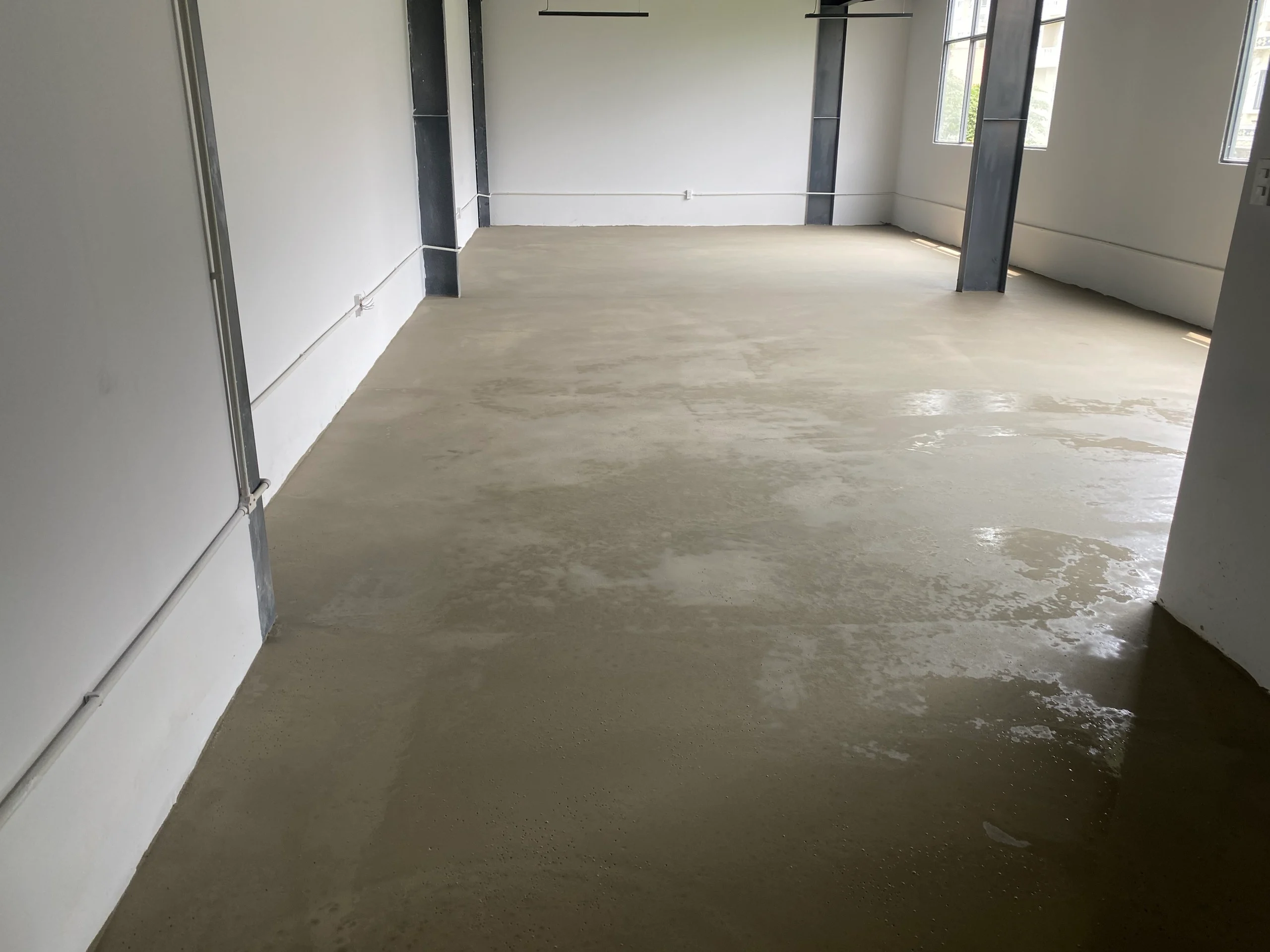 Vữa tự san có những ưu điểm đáng chú ý nào?